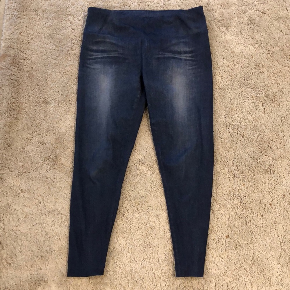 Lucy Jeggings - size Small
